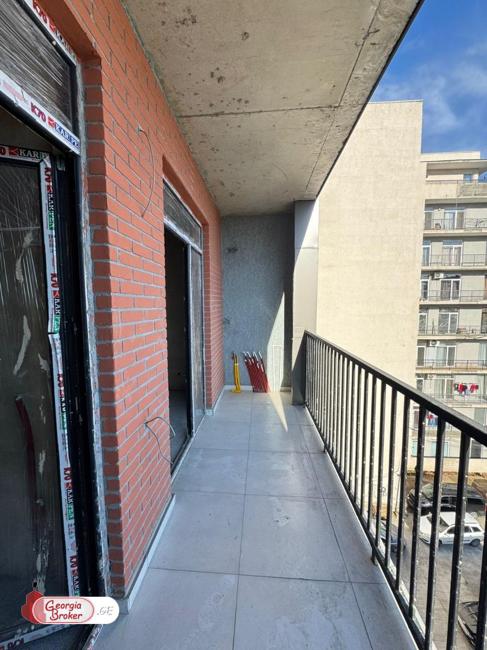 იყიდება ახალი გარემონტებული 3 ოთახიანი ბინა